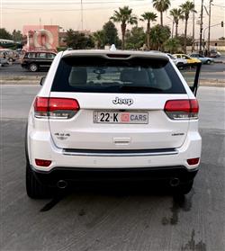 جیپ گراند شیرۆکی